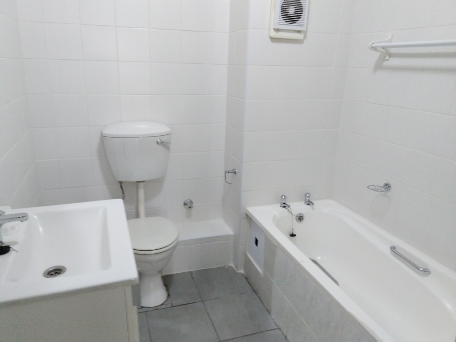 To Let 2 Bedroom Property for Rent in Van Ryneveld Western Cape